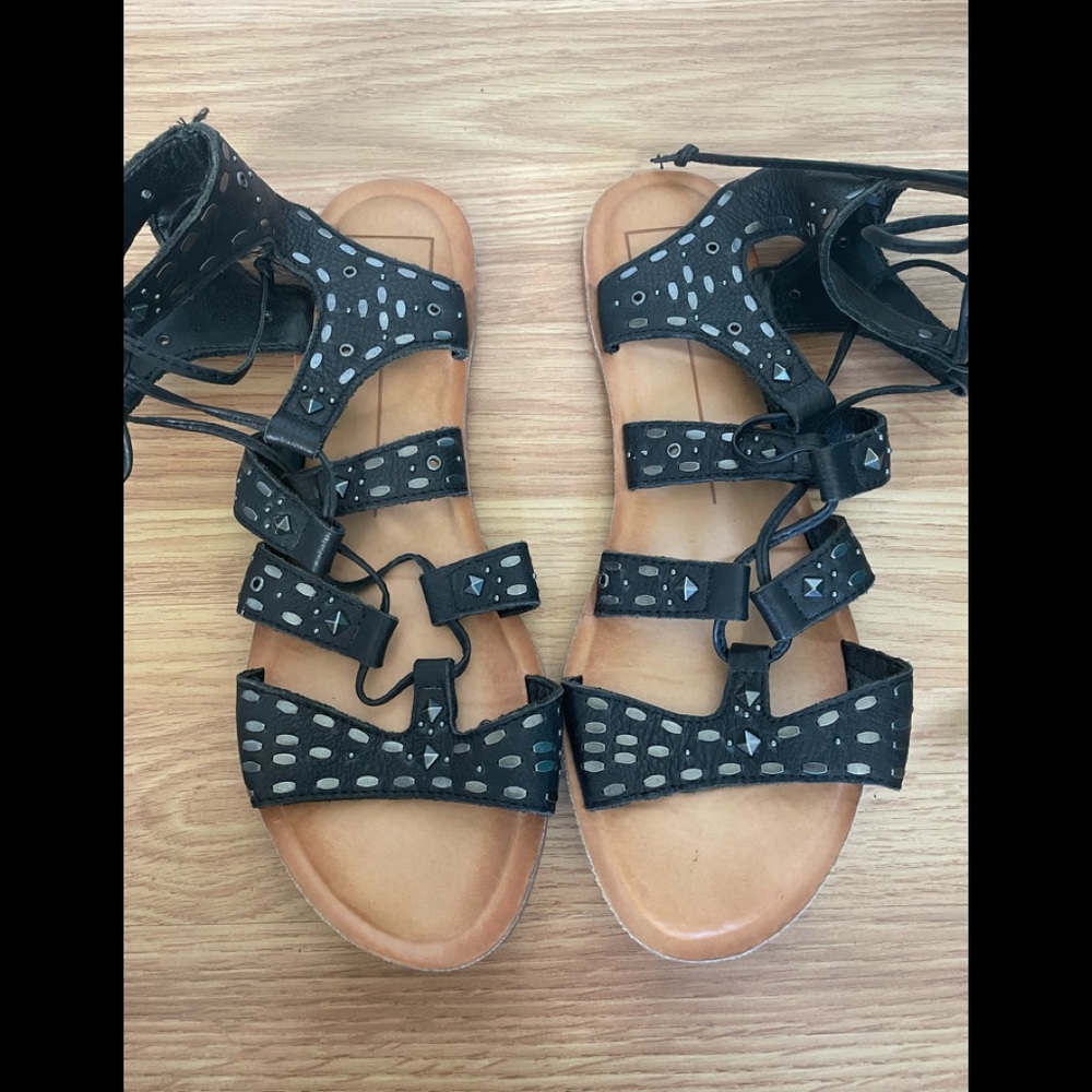 Dolce Vita Sandals - Black/8